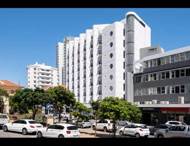 1 BEDROOM APARTMENT FOR SALE IN SEA POINT
